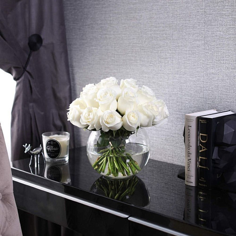 Букет из 25 роз Proud в вазе - Фото 1