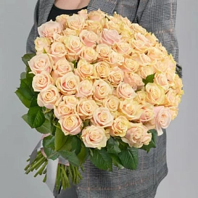75 кремово-белая роза микс 60 см