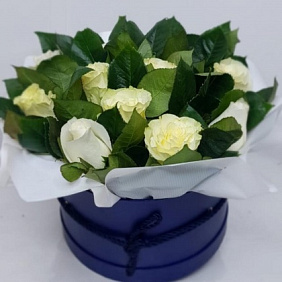 Цветы в коробке №349