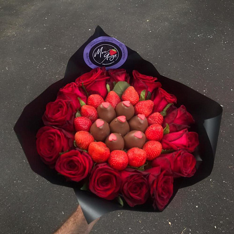 Букет цветов Розы и сердце - Фото 1