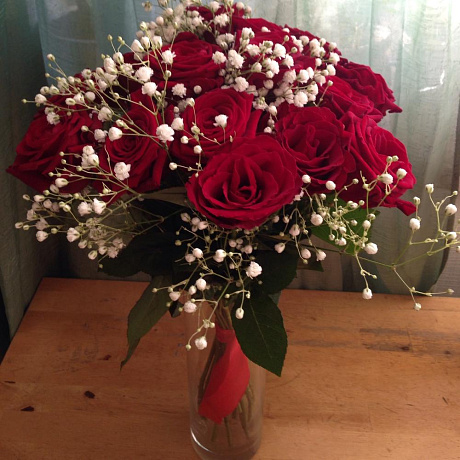 15 красных роз.Ваза в ассортименте в подарок №161 - Фото 1