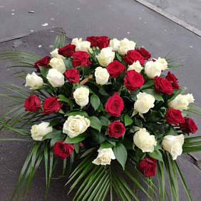 Корзина с цветами №239