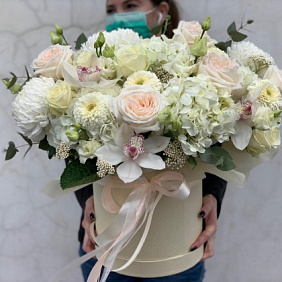 Букет цветов "Белый зефир"