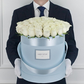 Эквадорские розы в шляпной коробке XL №160