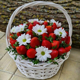 Корзина с цветами №429