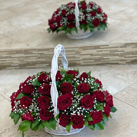 Корзина с цветами №337