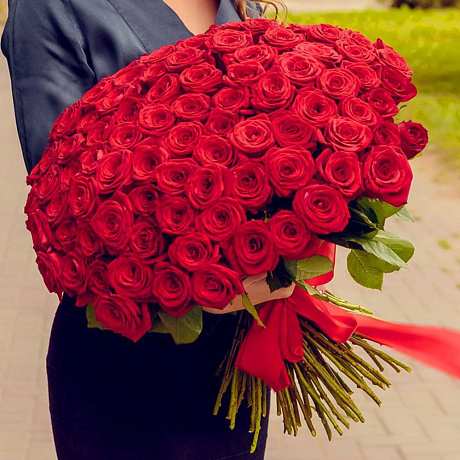 Букет из 101 красной розы 50 см - Фото 1