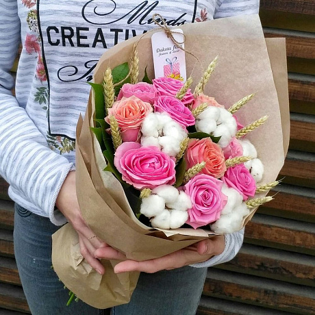 Букет роз с пшеницей и хлопком - Фото 1
