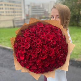 Букет 101 красная роза №210