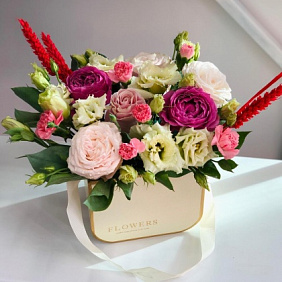 Цветы в коробке №391
