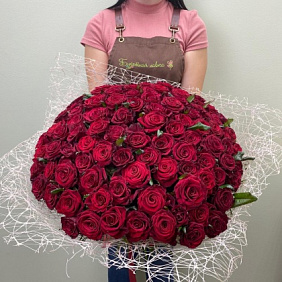 Букет 101 красная роза №208