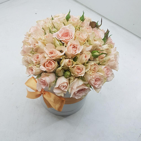 Кустовая роза в коробке №161 - Фото 1