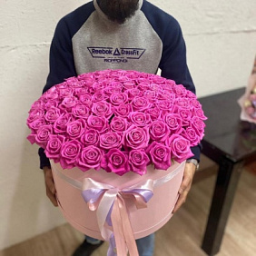 101 роза в коробке №168