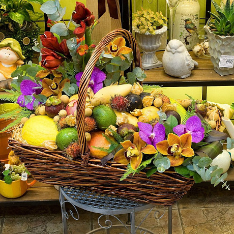 Корзина с цветами и фруктами Экзотический Бангкок - Фото 1