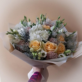 Букет с хризантемами №200