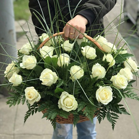 Корзины с цветами. Розы. 29 роза. N141