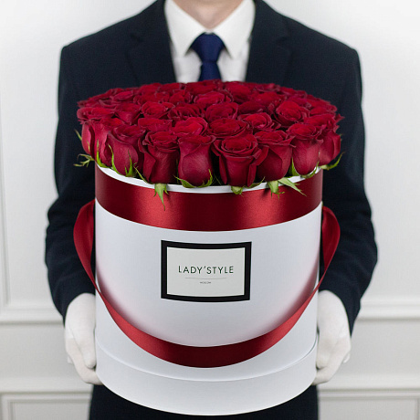 Эквадорские розы в шляпной коробке XL №161 - Фото 1