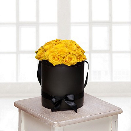 25 желтых роз в черной шляпной коробке №180 - Фото 1
