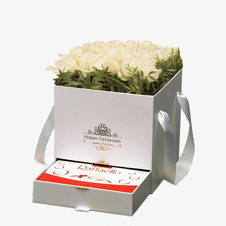 Белая коробка шкатулка 25 белых роз Raffaello в подарок №398 - Фото 1