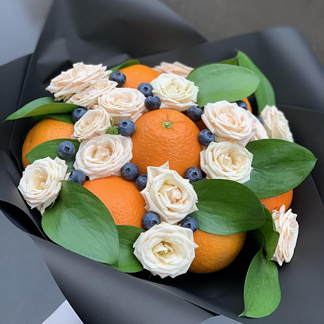 Мандариновый букет с розами - Фото 1