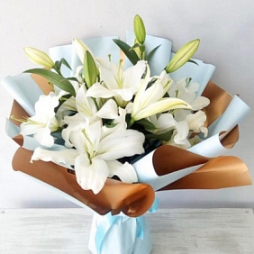 Букеты с лилиями №171