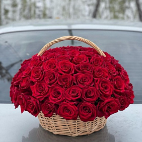 Траурная корзина из живых цветов №162