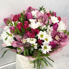 Букет с хризантемами №167