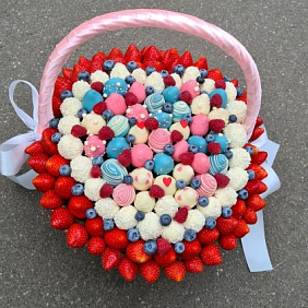 Корзина цветов "По настоящему Люблю"