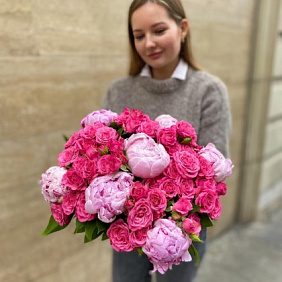 Пионы в коробке №184