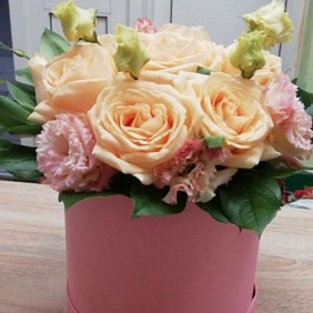 Коробка цветов "розовая нежность"