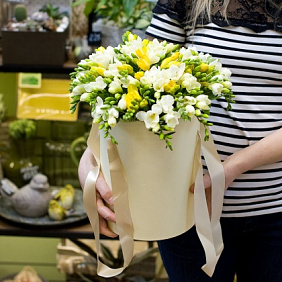 Букет из фрезий "Freesia"
