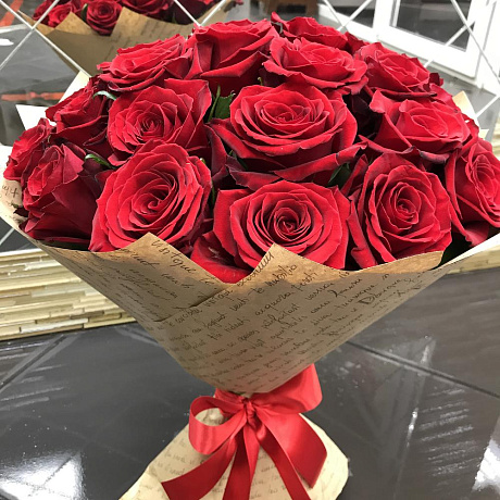 Букет из 25 эквадорских роз №173 - Фото 1