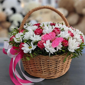 Корзина с цветами №570