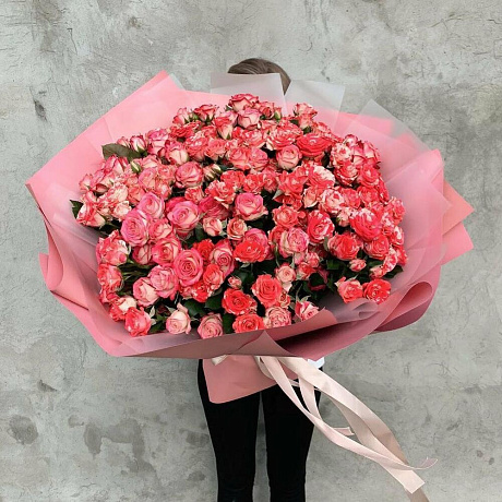 Букет гигант из кустовой розы - Фото 1