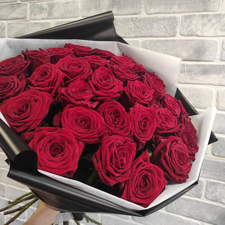 Букет из 31 розы №160 - Фото 1