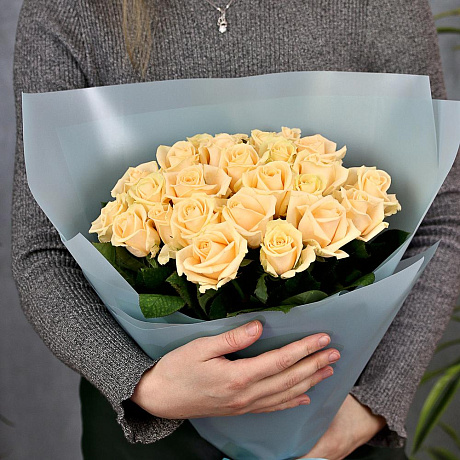 25 кремовых роз 50 см - Фото 1