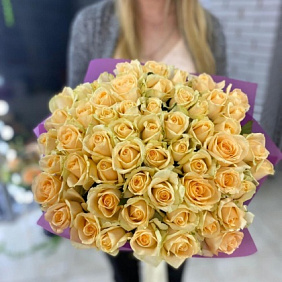 51 кремовая роза