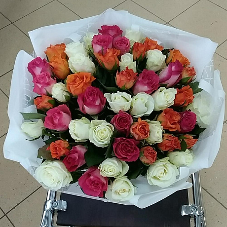 Букет цветов Фейерверк эмоций 51 шт - Фото 1