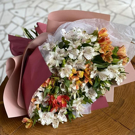 Букет из 29 альстромерий микс №162 - Фото 1