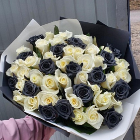51 черная роза микс