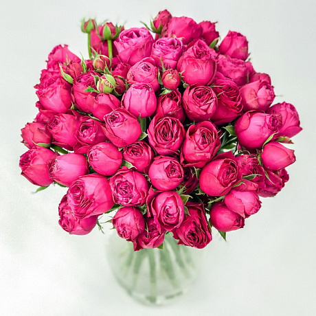 Букет из 19 пионовидных роз Мисти Баблз с зеленью - Фото 1