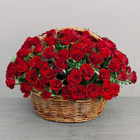 Букет из 101 красная роза в корзине №164 - Фото 1
