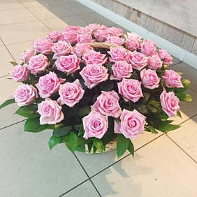 Корзина цветов "Неженка"