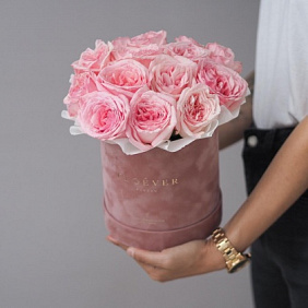 Розы Пинк Охара в кофейной коробке М