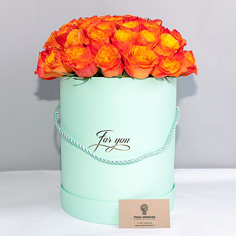 51 Оранжевая роза в большой голубой шляпной коробке №315 - Фото 1