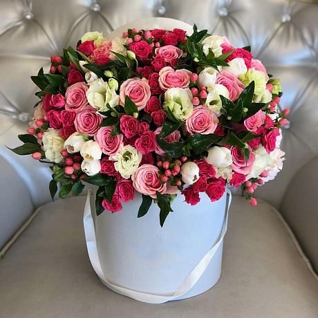 Коробка с цветами Luxury Flowers Happy - Фото 1