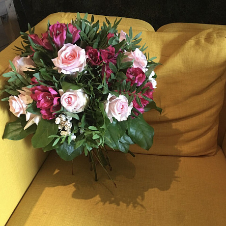 Большой букет из роз и Альстромерий Для Юлии - Фото 1
