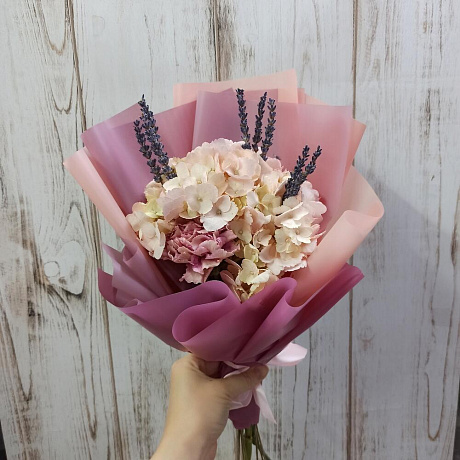 Букет цветов Комплимент с гортензией №162 - Фото 1