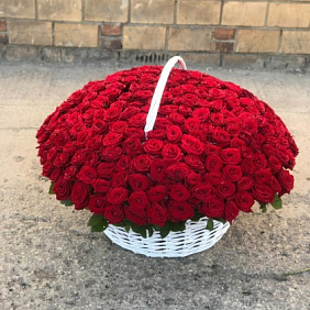 Корзина с цветами №351