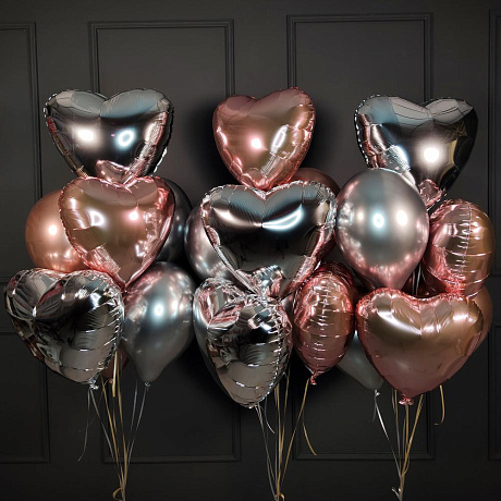 Композиция из серебряных и розовое золото шаров и сердец - Фото 1